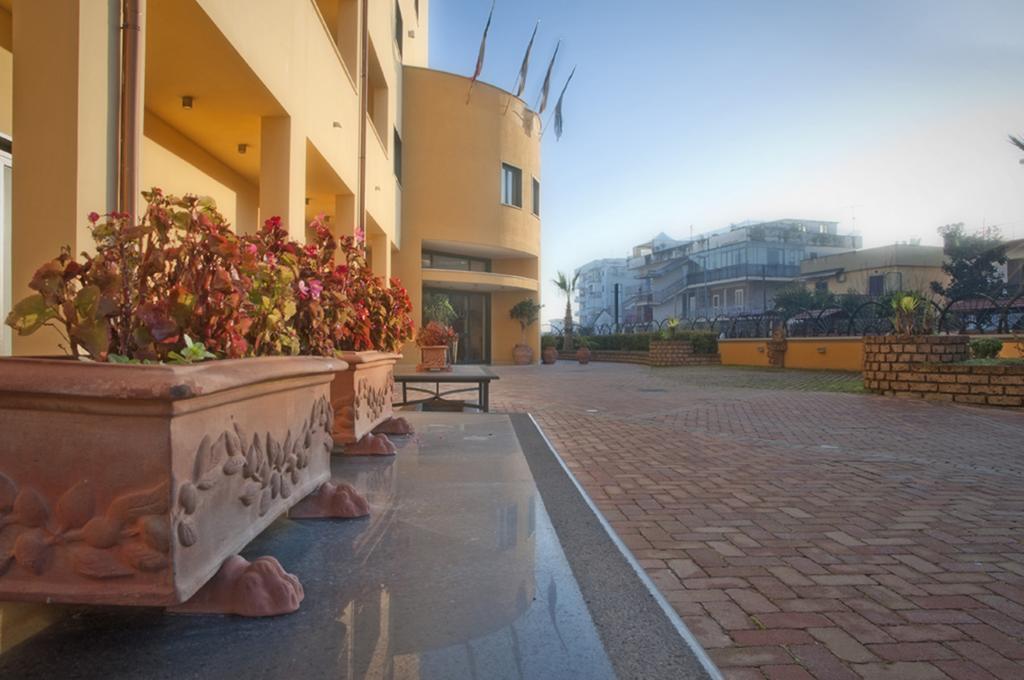City Hotel Casoria Dış mekan fotoğraf