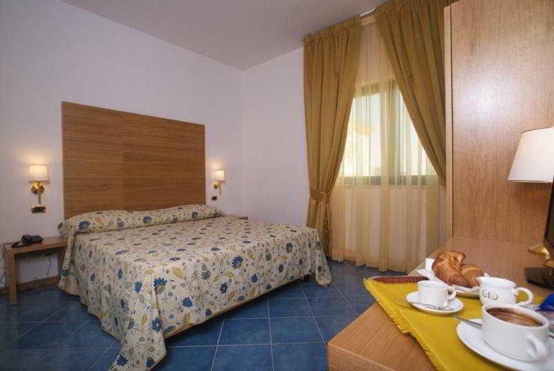 City Hotel Casoria Dış mekan fotoğraf