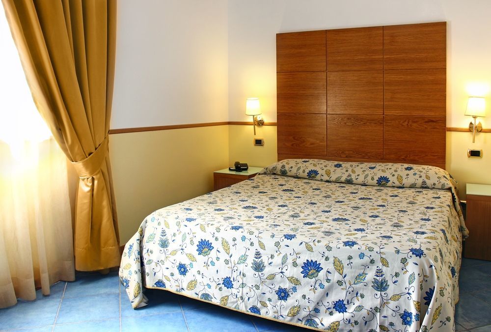 City Hotel Casoria Dış mekan fotoğraf