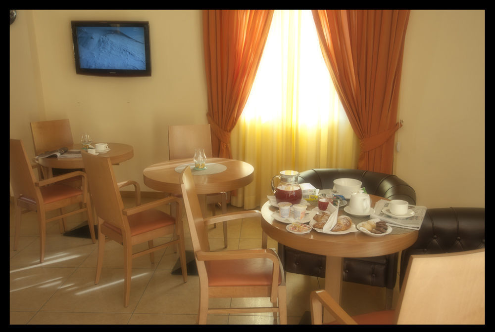 City Hotel Casoria Dış mekan fotoğraf