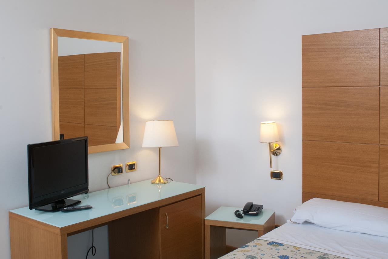 City Hotel Casoria Dış mekan fotoğraf