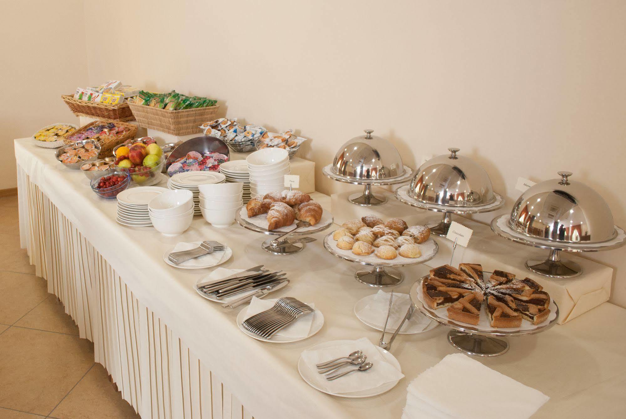 City Hotel Casoria Dış mekan fotoğraf