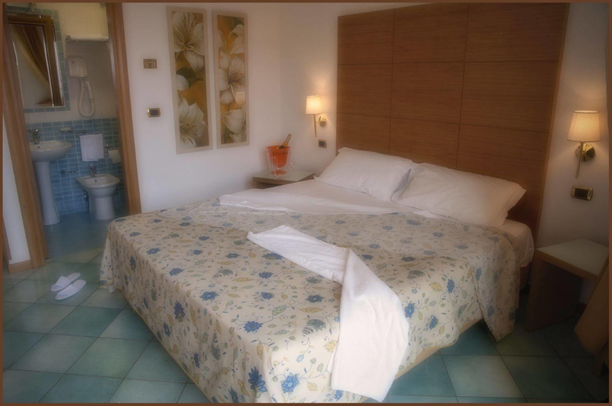 City Hotel Casoria Dış mekan fotoğraf